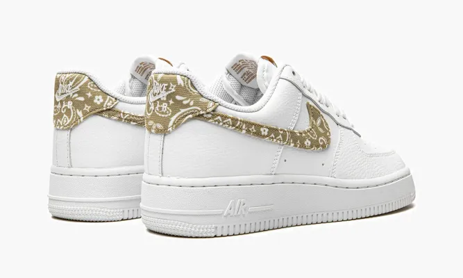 Кроссовки Air Force 1 '07 ESS MNS WMNS «Barley Paisley» белый