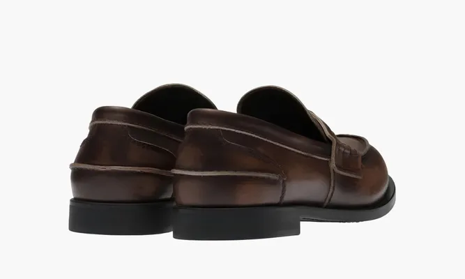 Обувь Miu Miu Brushed Leather Loafers «Sepia» коричневый