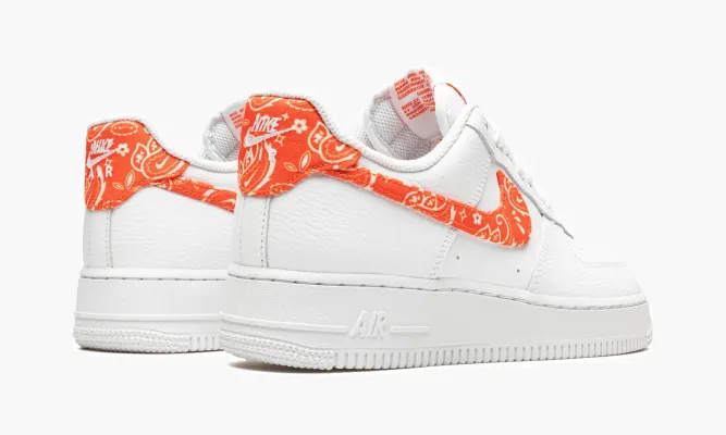 Кроссовки Air Force 1 LO MNS WMNS «Orange Paisley» белый