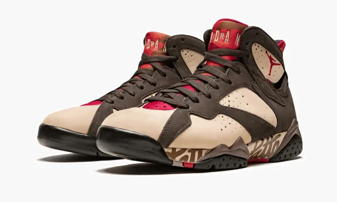 Кроссовки Air Jordan 7 Retro «Patta Shimmer» коричневый