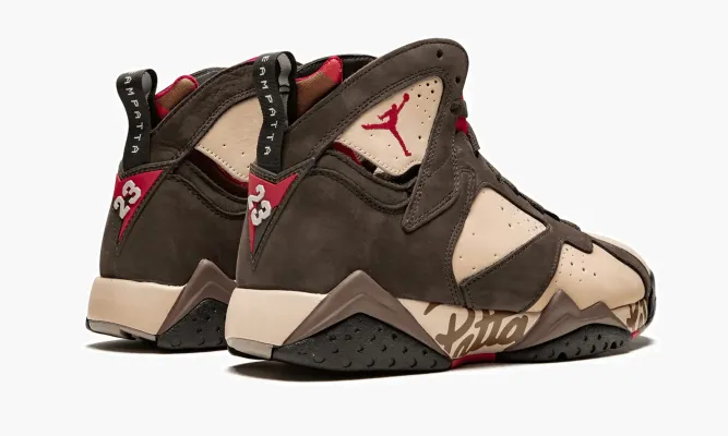 Кроссовки Air Jordan 7 Retro «Patta Shimmer» коричневый