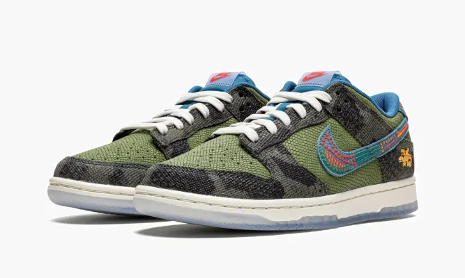 Кроссовки Nike Dunk Low «Siempre Familia» зеленый