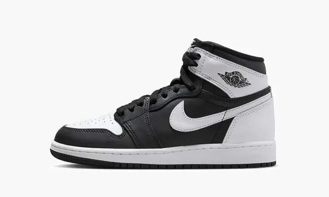 Кроссовки Air Jordan 1 Retro High OG «Black / White / White» черный