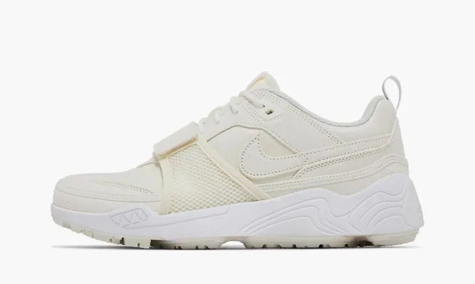 Кроссовки Travis Scott x Nike Zoom Field Jaxx SP «Sail» бежевый