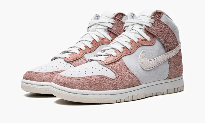Кроссовки Nike Dunk High «Fossil Rose» белый
