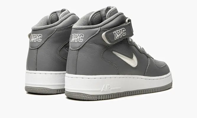 Кроссовки Air Force 1 Mid QS «Jewel NYC Cool Grey» серый