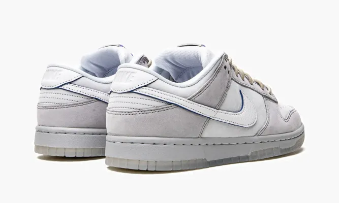 Кроссовки Nike Dunk Low «Wolf Grey / Pure Platinum» серый
