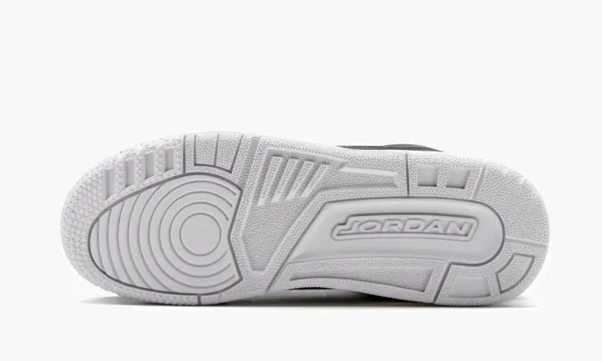 Кроссовки Air Jordan 3 Retro Bg «Cyber Monday 2016» черный