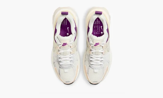 Кроссовки Nike V2k Run WMNS Premium «Light Bone» белый