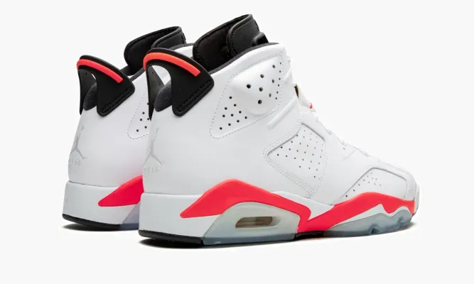 Кроссовки Air Jordan 6 Retro «Infrared» белый