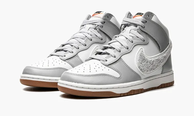 Кроссовки Nike Dunk High «Chenille - Light Smoke» серый,белый