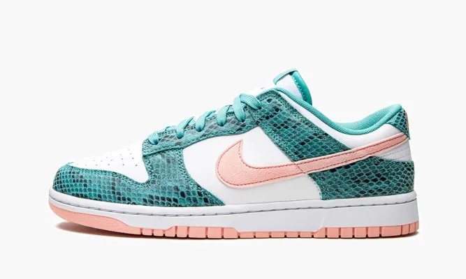 Кроссовки Nike Dunk Low «Snakeskin Washed Teal Bleached Coral» белый
