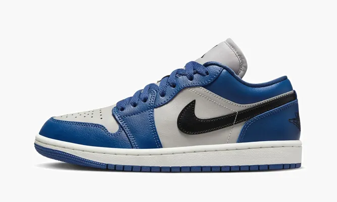 Кроссовки Air Jordan 1 Low WMNS «French Blue» синий