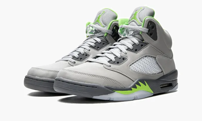 Кроссовки Air Jordan 5 Retro «Green Bean 2022» серый