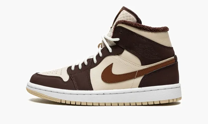 Кроссовки Air Jordan 1 Mid SE WMNS «Brown Basalt Fleece» коричневый