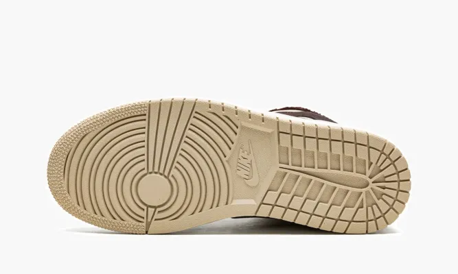 Кроссовки Air Jordan 1 Mid SE WMNS «Brown Basalt Fleece» коричневый