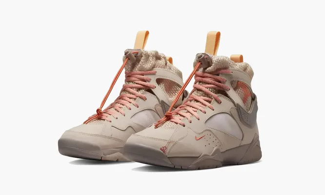 Кроссовки Air Jordan 7 Retro «Bephie's Beauty Supply» бежевый