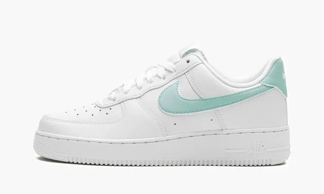 Кроссовки Air Force 1 '07 WMNS «White / Jade Ice» белый