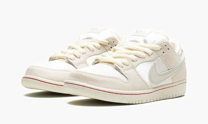 Кроссовки Nike SB Dunk Low «Valentine's Day - Low Love Found» бежевый