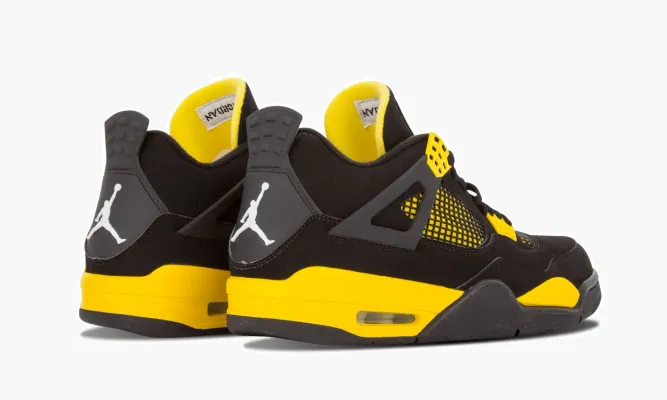 Кроссовки Air Jordan 4 Retro «Thunder» черный