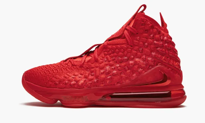 Для баскетбола Nike Lebron 17 «Red Carpet» красный