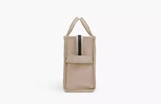 Сумки Marc Jacobs The Canvas Medium Tote Bag «Beige» бежевый
