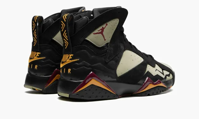 Кроссовки Air Jordan 7 SE «Black Olive» черный