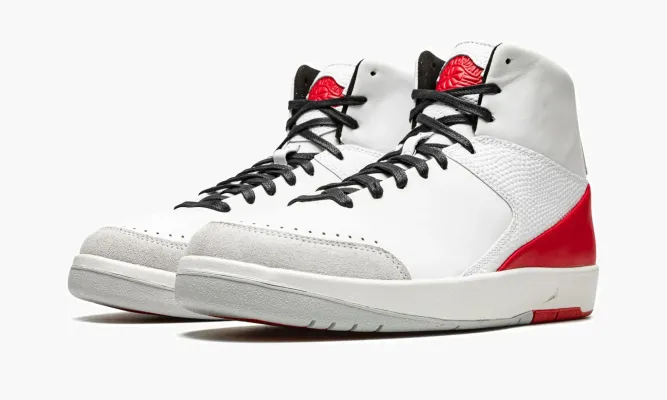 Кроссовки Air Jordan 2 Retro SE WMNS «Nina Chanel Abney - Gym Red» белый