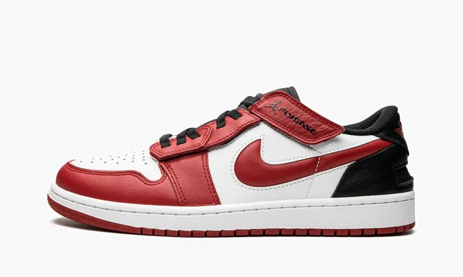 Кроссовки Air Jordan 1 Low Flyease белый