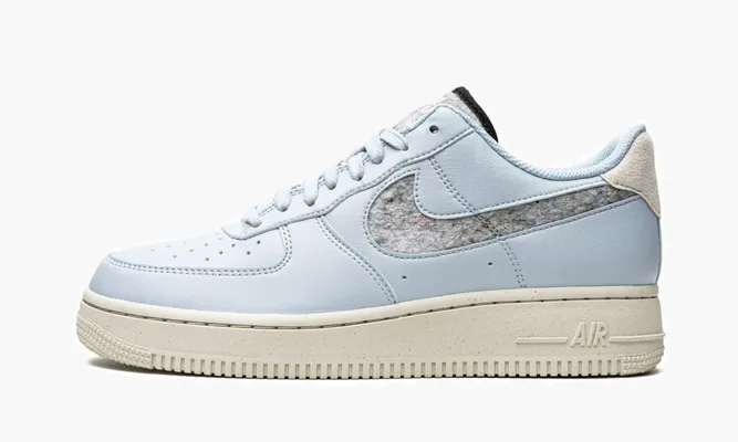 Кроссовки Air Force 1 LO 07 SE () WMNS «Light Armory Blue» lightBlue