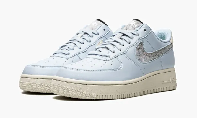 Кроссовки Air Force 1 LO 07 SE () WMNS «Light Armory Blue» lightBlue