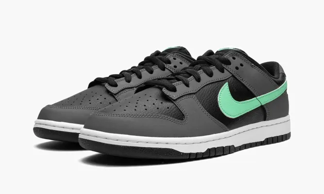Кроссовки Nike Dunk Low Retro «Black / Green Glow» черный