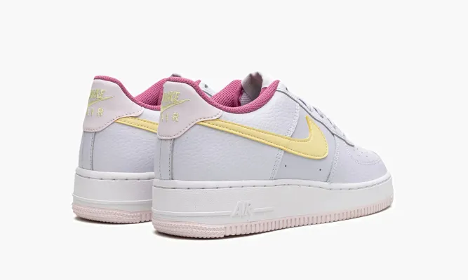 Кроссовки Air Force 1 Low GS «Cosmic Fuschia» белый