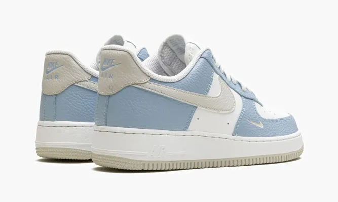 Кроссовки Air Force '07 WMNS «Baby Blue» lightBlue,белый