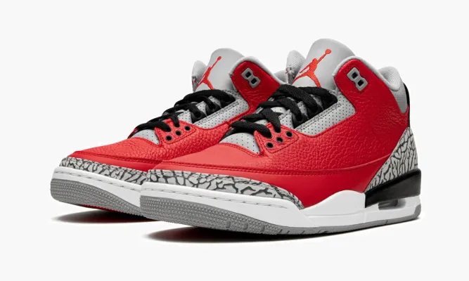 Кроссовки Air Jordan 3 Retro «Red Cement / Unite» красный