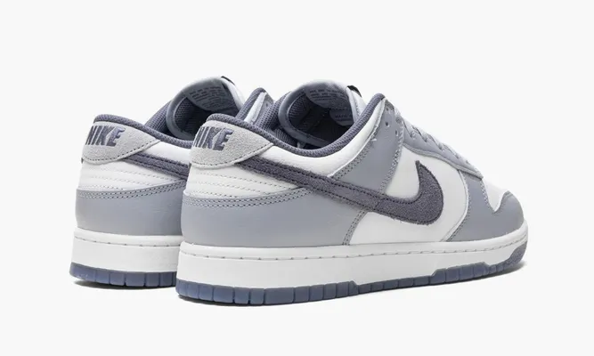 Кроссовки Nike Dunk Low SE «Light Carbon» серый