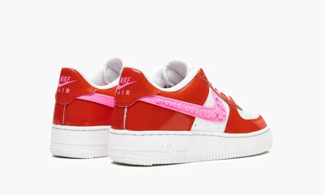 Кроссовки Air Force 1 Low GS «Valentine's Day 2023» красный,белый