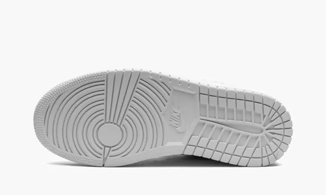 Кроссовки Air Jordan 1 Low Quilted WMNS «Quilted White» белый