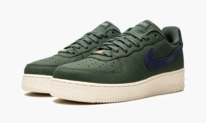 Кроссовки Air Force 1 '07 Craft «Galactic Jade» зеленый