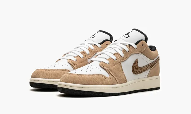 Кроссовки Air Jordan 1 Low SE GS «Brown Elephant» бежевый