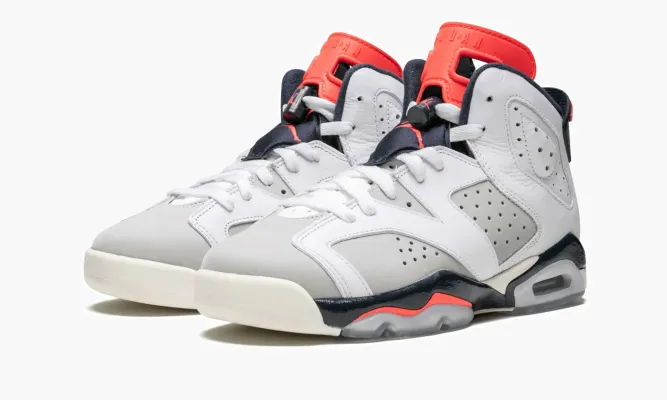 Кроссовки Air Jordan 6 Retro GS белый