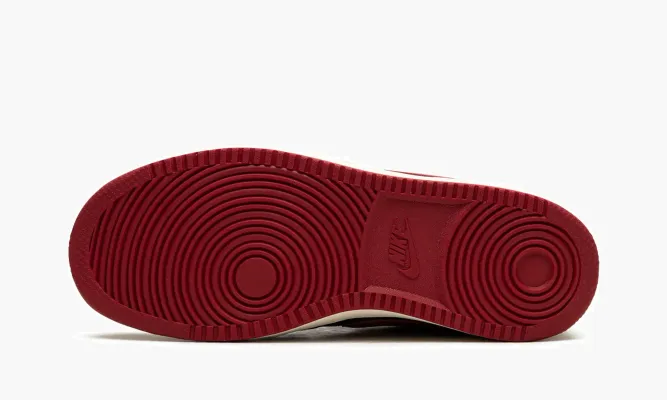 Кроссовки Air Jordan 1 Ko Low «Bred» черный