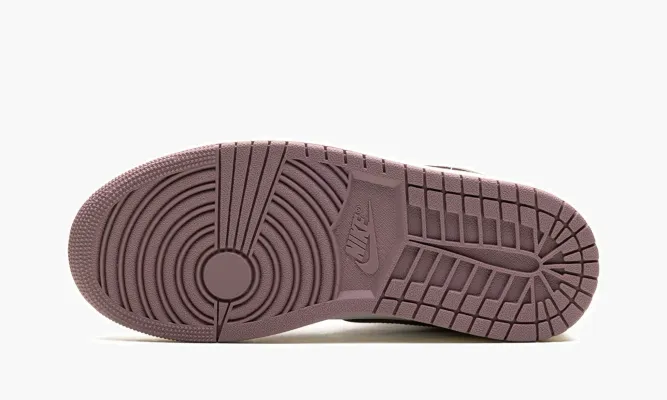 Кроссовки Air Jordan 1 Mid WMNS «Sky J Mauve» белый
