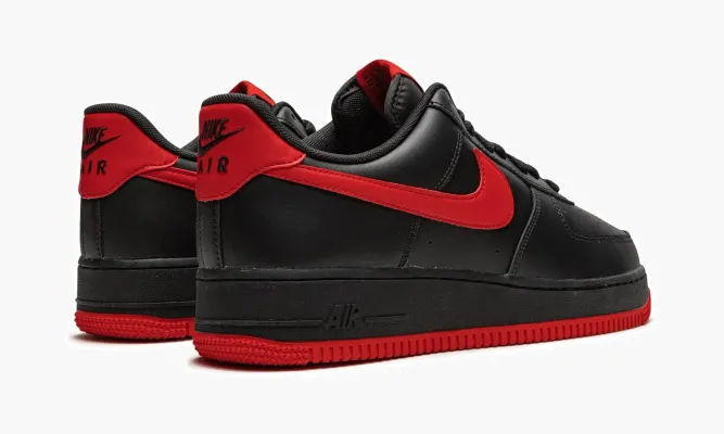 Кроссовки Air Force 1 Low '07 «Bred» черный