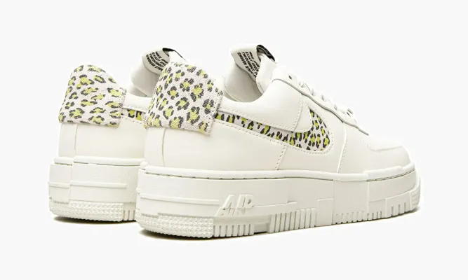 Кроссовки Air Force 1 PIXEL MNS WMNS «Leopard» белый