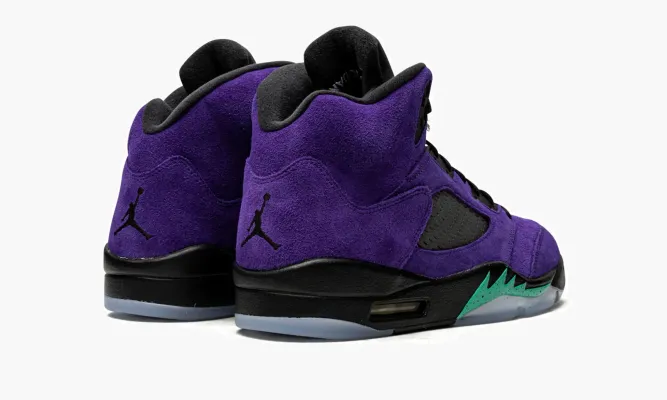 Кроссовки Air Jordan 5 Retro «Alternate Grape» фиолетовый