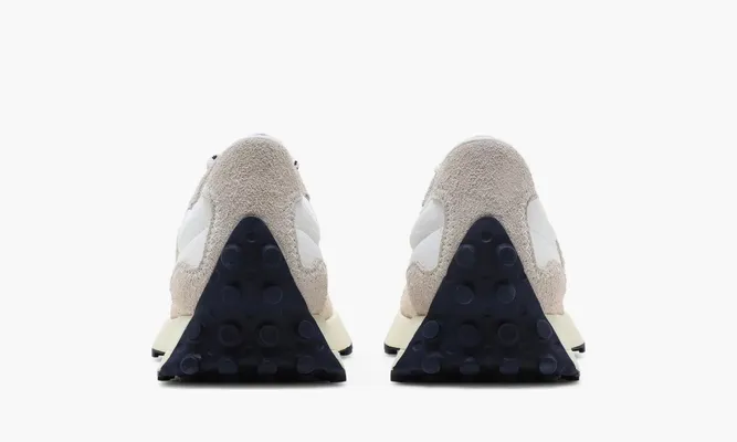 Кроссовки New Balance 27 «Moonbeam» бежевый
