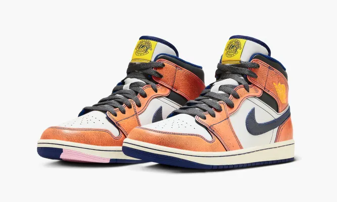 Кроссовки Air Jordan 1 Mid SE «Flight Vintage» оранжевый