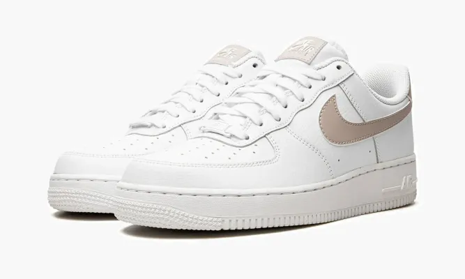 Кроссовки Air Force 1 '07 LO WMNS «White Fossil Stone (W)» белый