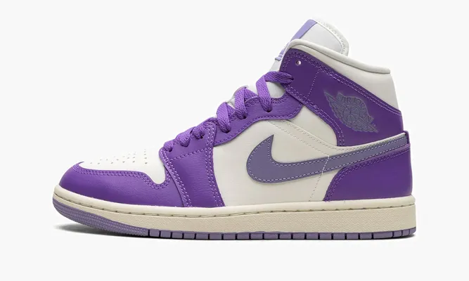 Кроссовки Air Jordan 1 Mid WMNS «Action Grape» белый